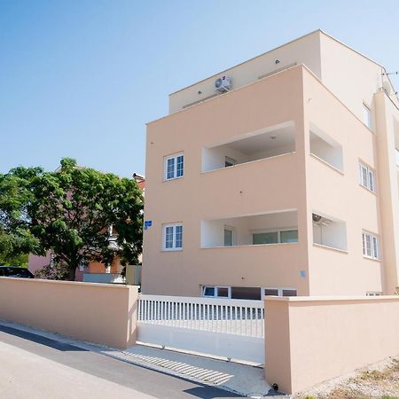 Apartments Sandrina วรซี ภายนอก รูปภาพ