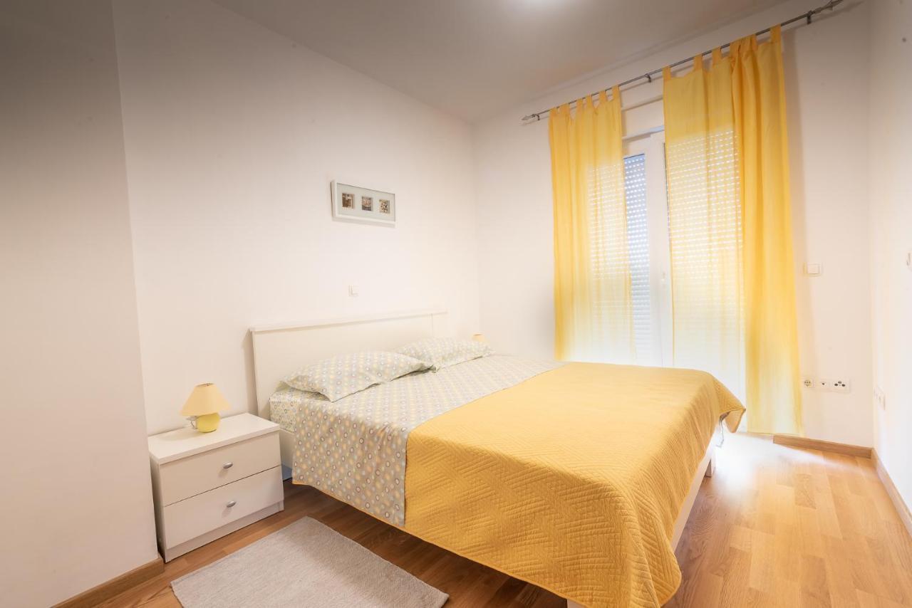 Apartments Sandrina วรซี ภายนอก รูปภาพ