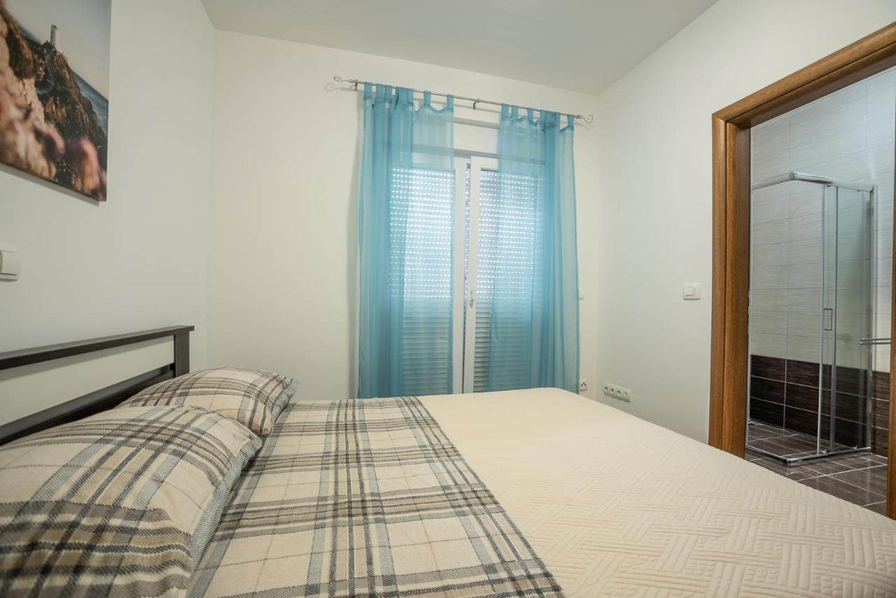 Apartments Sandrina วรซี ภายนอก รูปภาพ