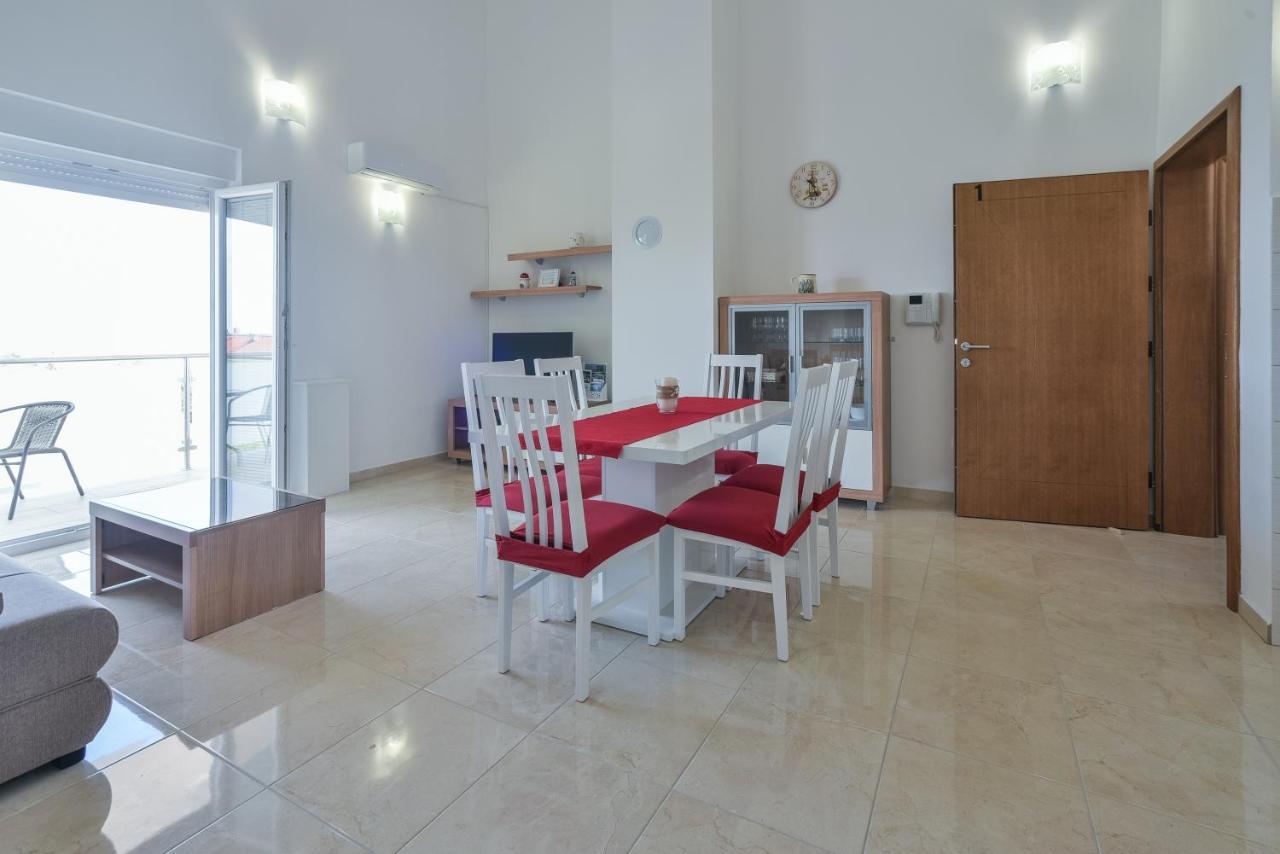 Apartments Sandrina วรซี ภายนอก รูปภาพ
