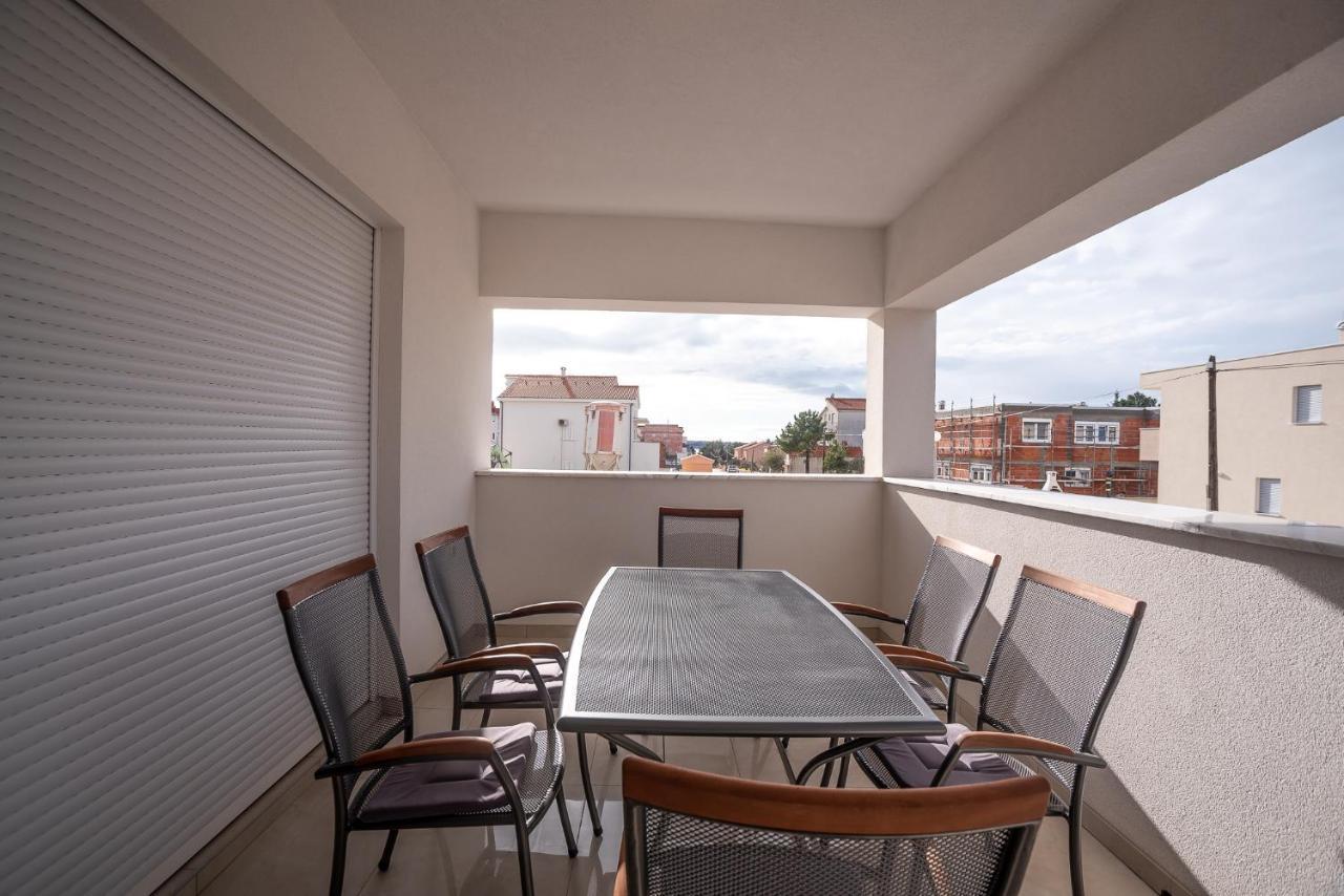 Apartments Sandrina วรซี ภายนอก รูปภาพ